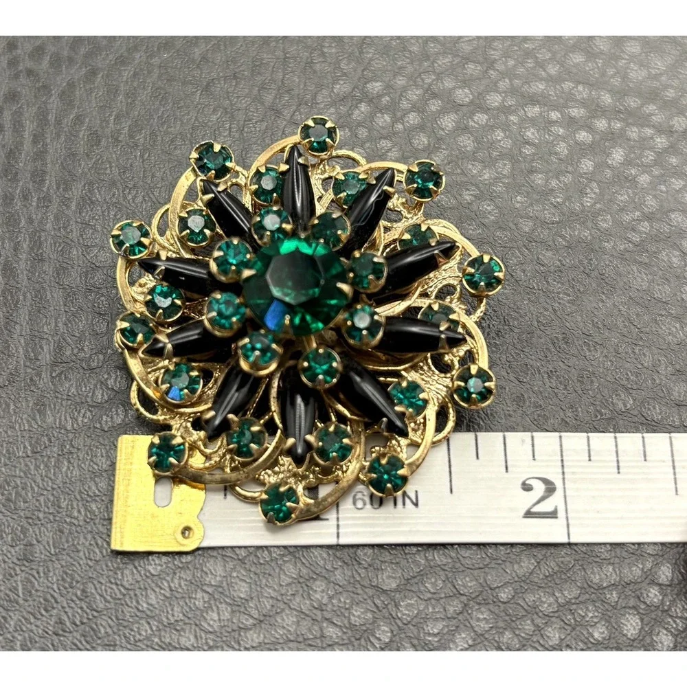Vintage Faux Emerald Green Black Rhinestone Filigree Flower Dome Brooch